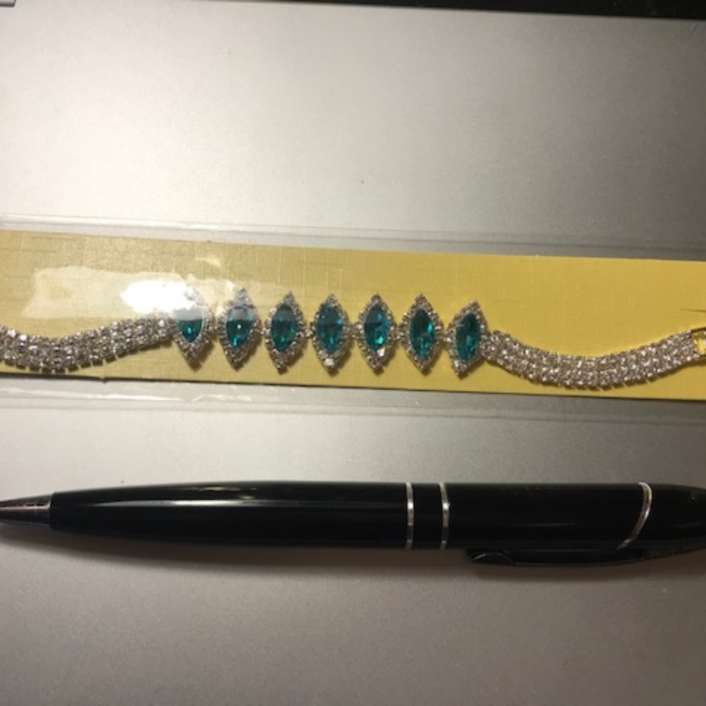 Bracelet - Costume Jewelery